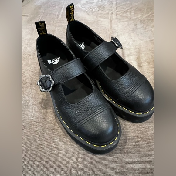 DR MARTENS BLACK ADDINA FLOWER BUCKLE LEATHER PLATFORM SHOES 9USW 7Uk /41EU - Picture 4 of 8